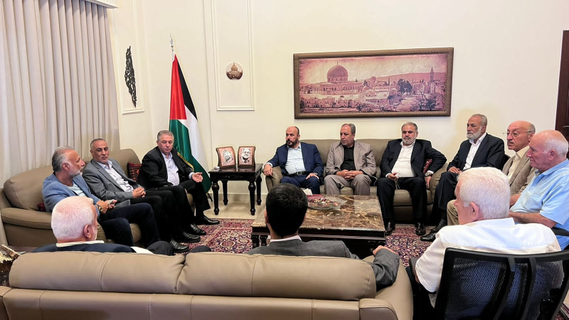 وفد من قيادة "حماس" يلتقي قيادة "فتح" في لبنان بحضور السفير دبور ووفد "أمل"