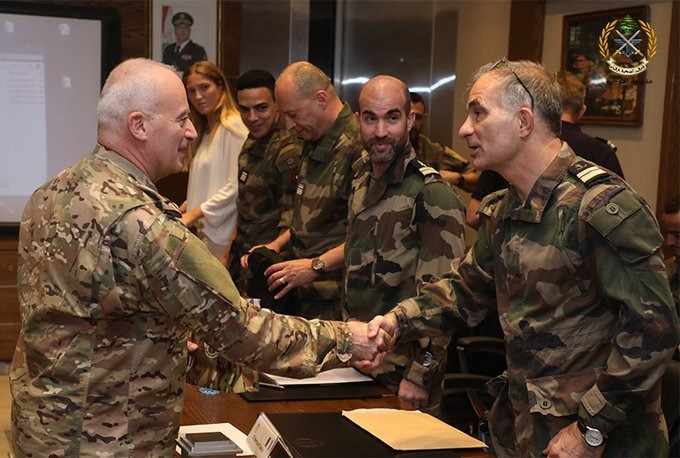 توقيع اتفاق تعاون بين الجيشين اللبناني والفرنسي في مجالات مكافحة الإرهاب