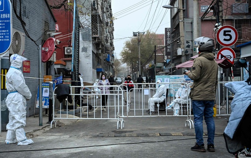 الصين تفرض إغلاقا عاما في مدينة تشنغتشو لمكافحة تفشي كورونا