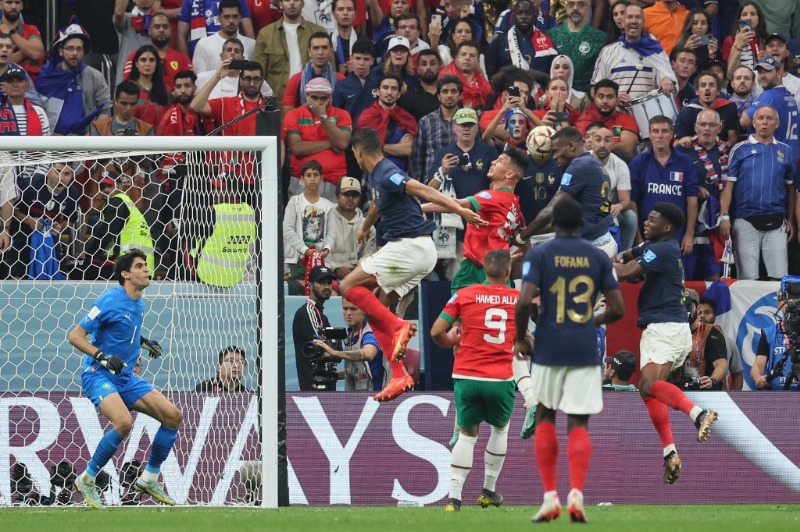 فرنسا تتأهل لمواجهة الارجنتين بعد فوزها على المغرب 2 - 0