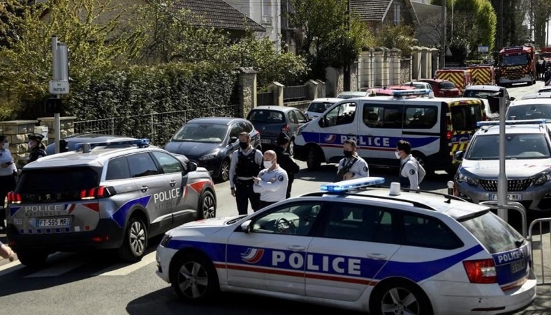 إجلاء تلاميذ من 20 مدرسة بعد تهديدات إلكترونية في فرنسا