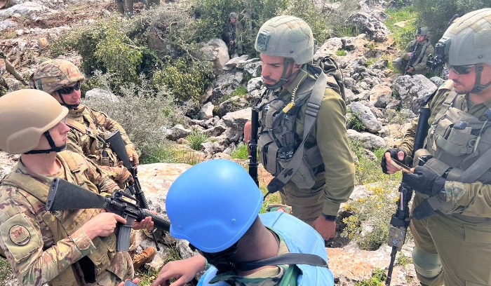 الجيش اللبناني يجبر قوى تابعة للعدو الاسرائيلي على التراجع بعد خرقها الخط الأزرق