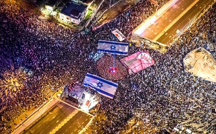 مسؤولون إسرائيليون: تعديلات نتنياهو ستكلف "إسرائيل" ثمناً دموياً باهظاً