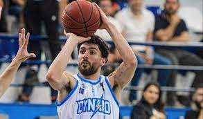 دينامو يهزم الرياضي ويتقدم في نهائي دوري كرة السلة اللبناني