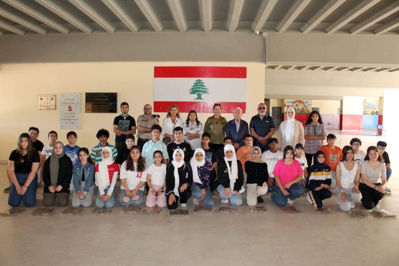"روتاري صيدا" يقدم 50 زياً كشفياً للوحدة الكشفية التابعة لكشافة التربية في "المدرسة اللبنانية الكويتية الرسمية"