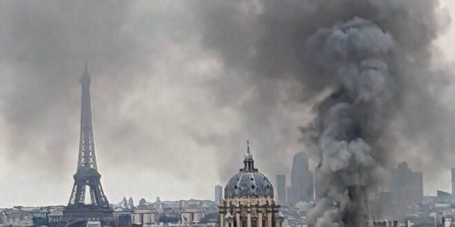 بالفيديو.. انفجار "مروع" يهزّ العاصمة باريس!