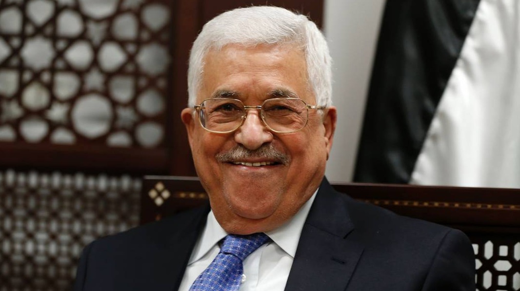 الرئيس  عباس يهنئ الطلبة الناجحين في امتحانات الثانوية العامة
