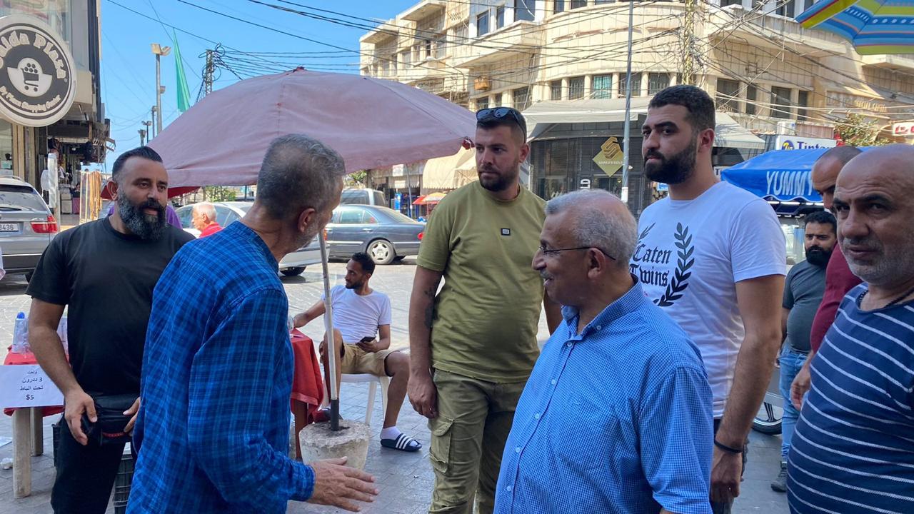 النائب د. أسامة سعد جال في سوق صيدا التجاري للاطمئنان على الأهالي بعد أحداث مخيم عين الحلوة