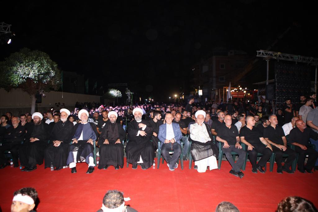 آلاف الحسينيون والزينبيات يشاركون في إطلاق راية المشاية من مدينة صور