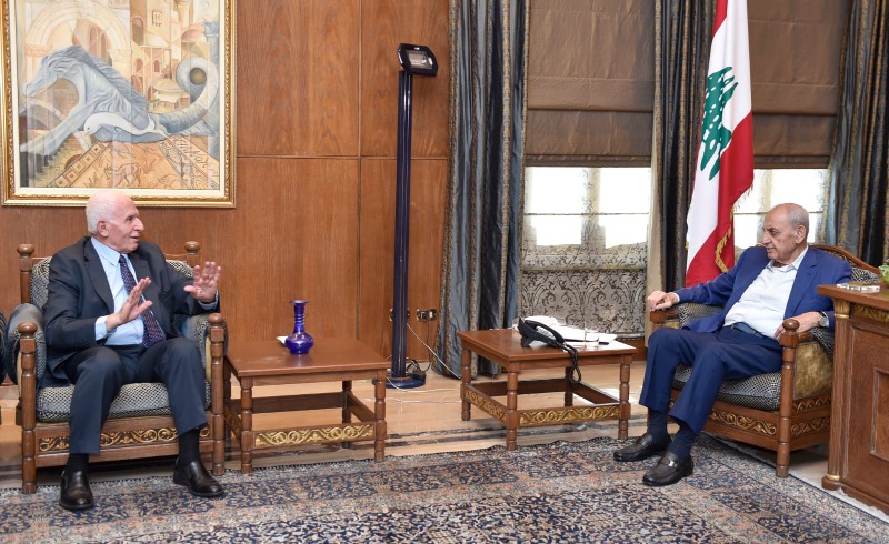 الرئيس بري تابع مع ابو مرزوق والأحمد التطورات في عين الحلوة