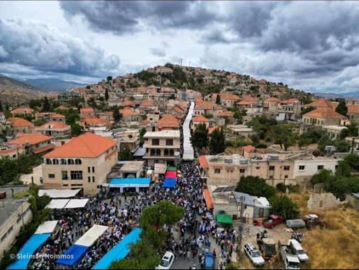 خاص "جنوبيات".. يوم الدبس في راشيا: آلاف اللبنانيين يزورون مدينة الاستقلال