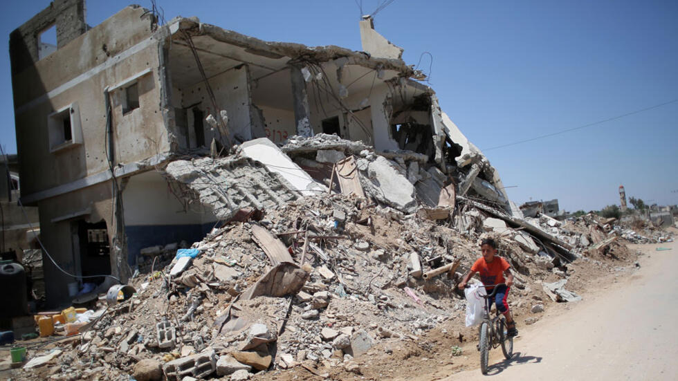 العدوان الاسرائيلي على غزة يدخل يومه الثاني.. أكثر من 310 شهداء وحوالي 2000 جريح