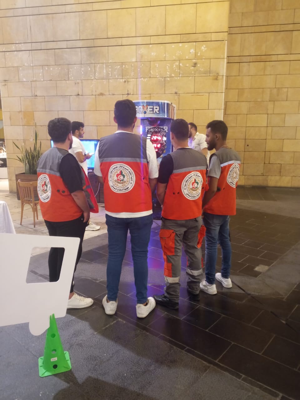 فوج الدفاع المدني في الكشاف العربي يشارك في المعرض التوعوي "Back to School" في صيدا